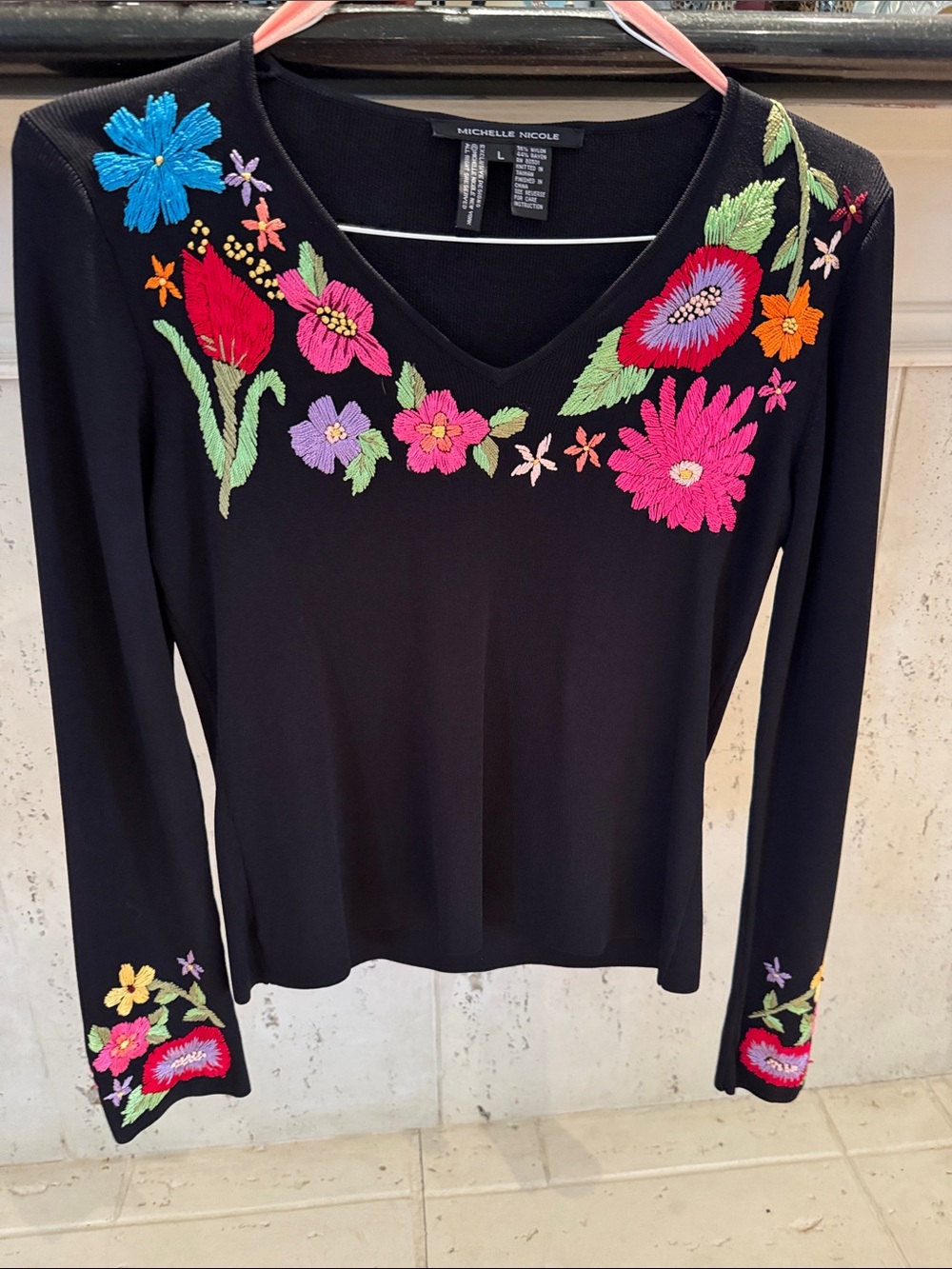 Michelle Nicole Black Embroidered Floral V‑Neck Top – Size L